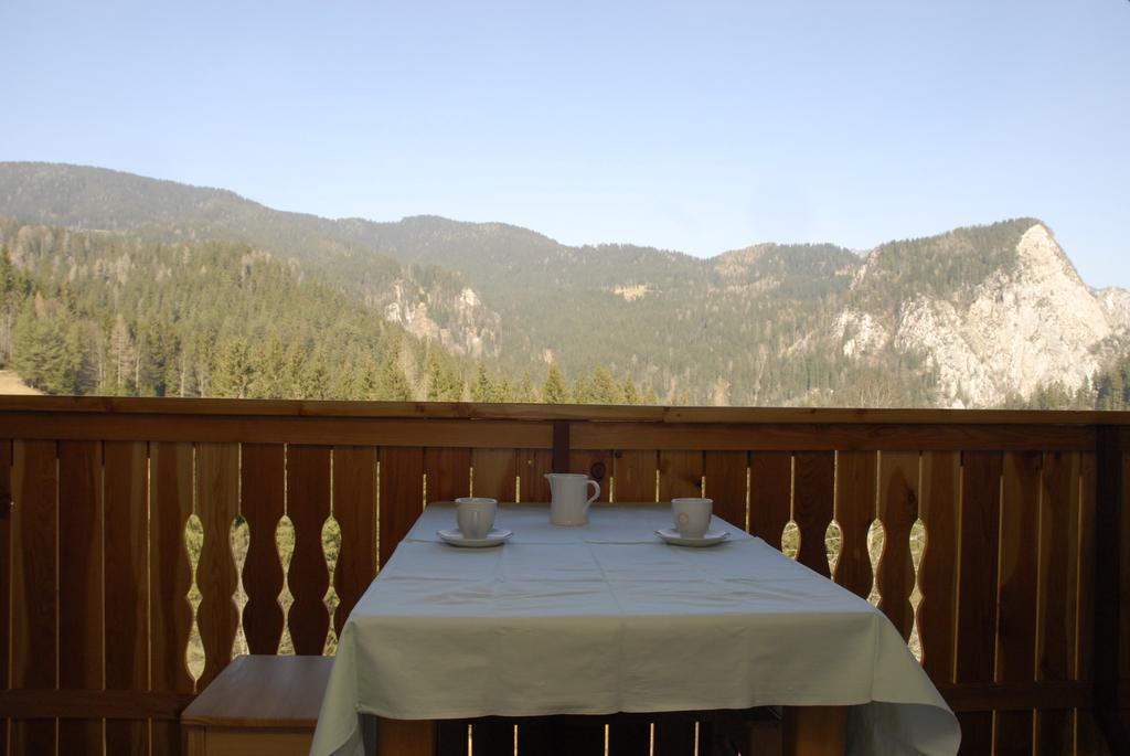 Tourist Farm Gradisnik Apartment โซลกาวา ภายนอก รูปภาพ